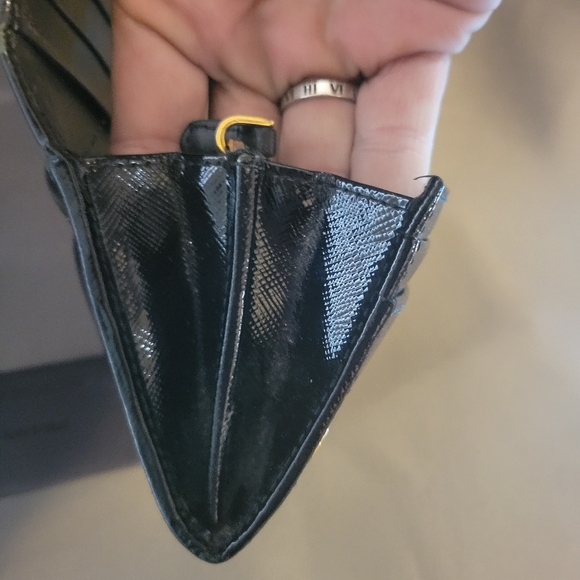 Authentic Prada Saffiano Wallet - Picture 10 of 11
